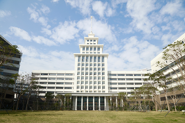 【獻禮深圳特區(qū)建立40周年】把握發(fā)展機遇 中裝建設(shè)助力深圳特區(qū)高等教育跑出發(fā)展“加速度”